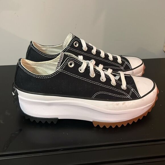 Converse Run Star Hike Lo Platform - Black/ White/Gum Mens 7/Womens 8.5 B63 - Picture 9 of 12